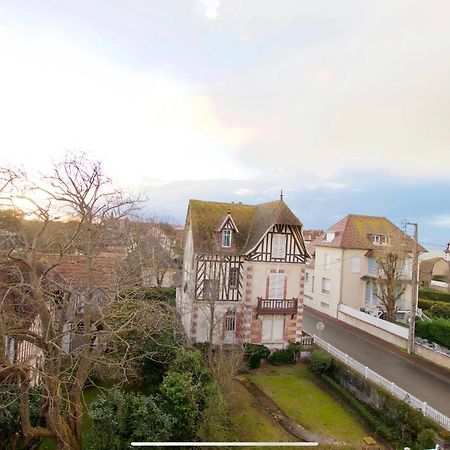 Joli Studio ☆ 100M De La Mer Et Du Centre Ville ☆ Cabourg Buitenkant foto